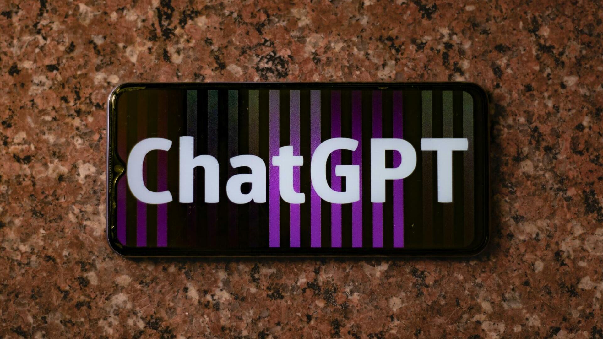 Imagem da notícia ChatGPT: Como utilizar da inteligência artificial para escrever seu currículo